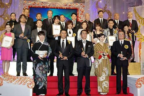 娱乐圈内人爆料cp,神秘CP恋情曝光，真相令人唏嘘！  第1张